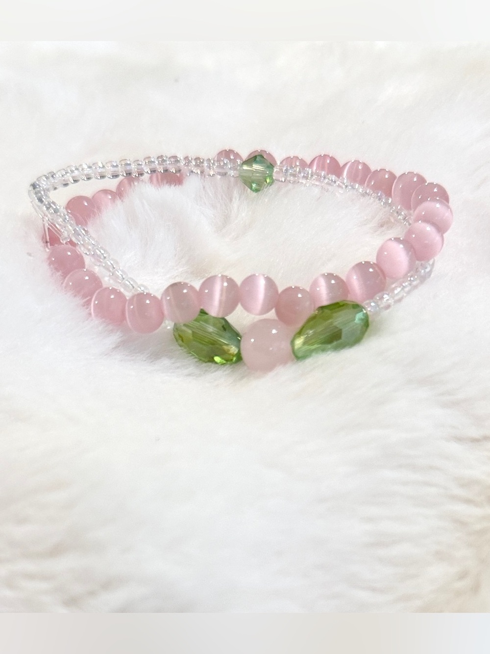 Elegant Pink and Green Beaded Stretch Bracelet - Women's Jewelry